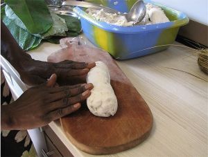 Cassava_flour_-_rolling_dough